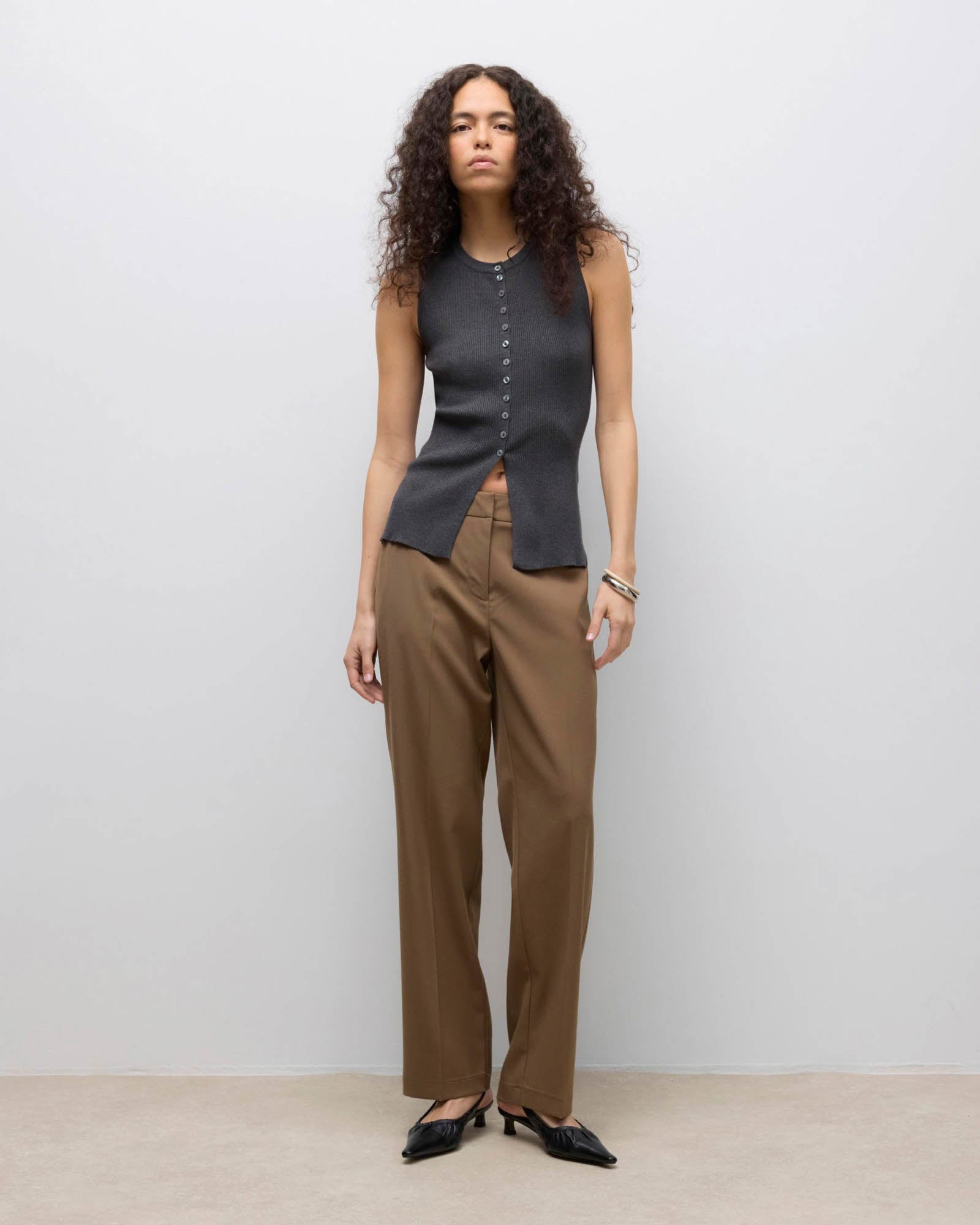 AWUKINO KNIT VEST